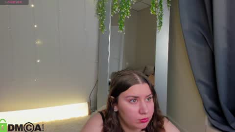 Snapshot of maya_raay chatting on 06/20/26, 01:19 Maya online show from 06/20/26, 01:19