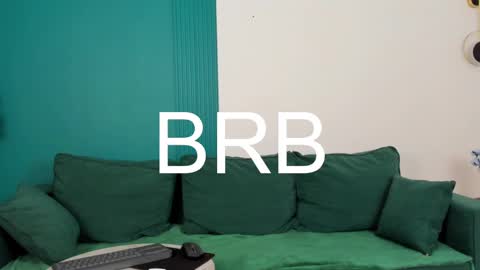 Maya online show from 02/09/25, 08:24