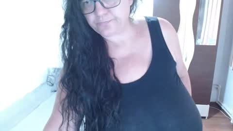 Maya online show from 09/17/25, 09:33