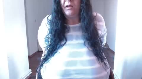 Maya online show from 04/20/26, 05:43