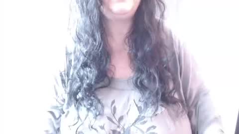 Maya online show from 04/22/26, 07:33