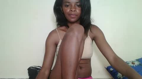 mayalabelle online show from 11/06/25, 09:15