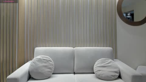 Maya online show from 12/15/25, 05:01