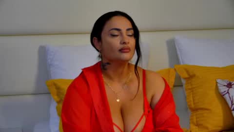 Maya online show from 04/22/26, 08:54