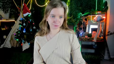 Snapshot of mayasinabon chatting on 12/30/24, 01:03 mayasinabon online show from 12/30/24, 01:03