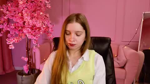 Snapshot of mayasinabon chatting on 03/08/25, 12:09 mayasinabon online show from 03/08/25, 12:09