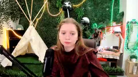 Snapshot of mayasinabon chatting on 10/14/25, 09:10 mayasinabon online show from 10/14/25, 09:10