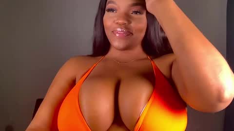 MayBabi online show from 12/31/24, 02:14