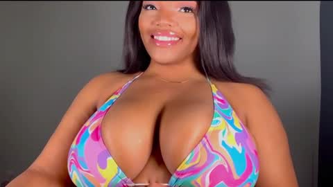 MayBabi online show from 01/28/25, 11:17