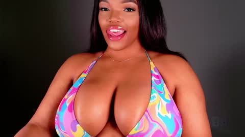 MayBabi online show from 02/13/25, 10:43