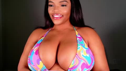 MayBabi online show from 02/19/25, 08:31