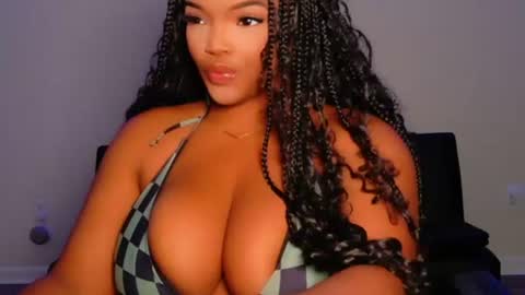 MayBabi online show from 07/21/26, 10:17