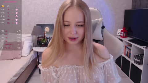 maybebabyx online show from 12/23/24, 04:55