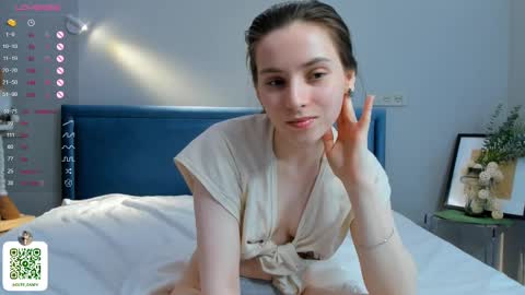 Snapshot of maydacarls chatting on 03/04/25, 01:23 My name Casey online show from 03/04/25, 01:23