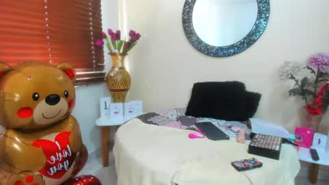 Maye  online show from 04/22/26, 01:01