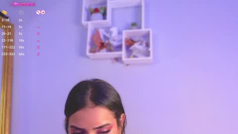 Snapshot of maykka chatting on 12/17/24, 08:21 Mayka online show from 12/17/24, 08:21