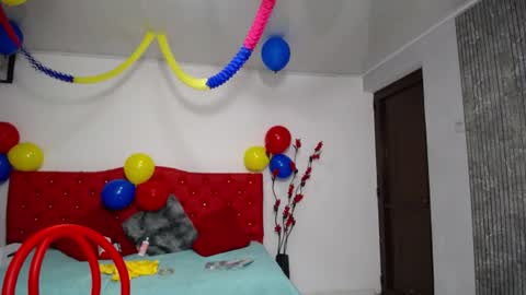 Snapshot of maylin_hornyy19 chatting on 06/18/26, 09:14 Maylin online show from 06/18/26, 09:14