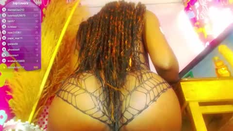 Snapshot of mayo_771804 chatting on 12/21/24, 05:40 Karol black18 online show from 12/21/24, 05:40