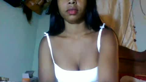 Snapshot of mayolu586 chatting on 06/22/26, 10:56 Maya online show from 06/22/26, 10:56