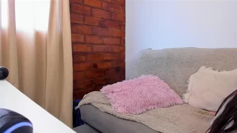 Snapshot of mayproject2 chatting on 02/11/25, 02:02 may online show from 02/11/25, 02:02