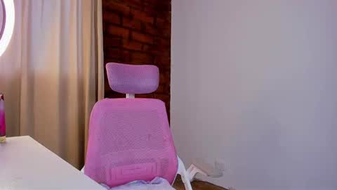 Snapshot of mayproject2 chatting on 03/10/25, 08:12 may online show from 03/10/25, 08:12