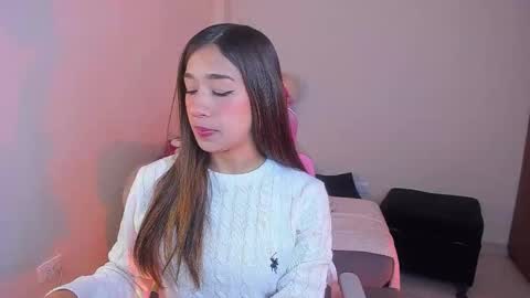 Snapshot of mayproject2 chatting on 12/01/25, 10:26 may online show from 12/01/25, 10:26