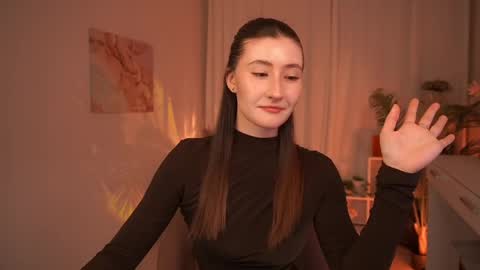  May  online show from 04/18/26, 05:44