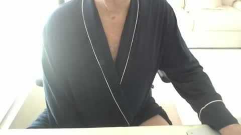 Snapshot of mbeastie chatting on 01/07/26, 04:42 Beastie online show from 01/07/26, 04:42