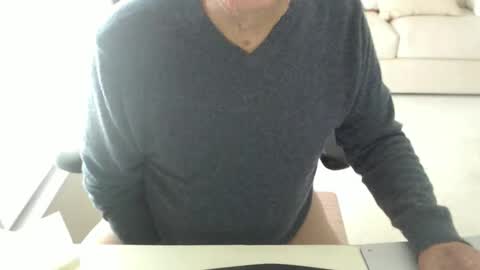 Snapshot of mbeastie chatting on 02/03/26, 04:12 Beastie online show from 02/03/26, 04:12