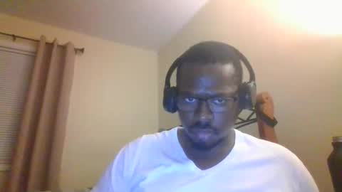 Mark online show from 04/17/26, 02:03