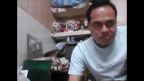 Snapshot of mcaraj2 chatting on 05/14/26, 06:47 mcaraj2 online show from 05/14/26, 06:47