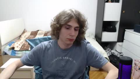 Snapshot of mcbrigete chatting on 05/20/26, 10:49 Bri online show from 05/20/26, 10:49