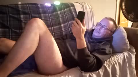 Snapshot of mcfly1973 chatting on 01/31/25, 08:43 mcfly1973 online show from 01/31/25, 08:43