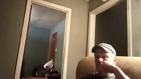 Snapshot of mcfly1973 chatting on 09/25/25, 10:08 mcfly1973 online show from 09/25/25, 10:08