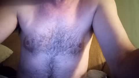 Snapshot of mcfly1973 chatting on 10/13/25, 05:40 mcfly1973 online show from 10/13/25, 05:40