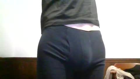 Snapshot of mchxgaxplore chatting on 12/15/24, 04:40 mchxgaxplore online show from 12/15/24, 04:40