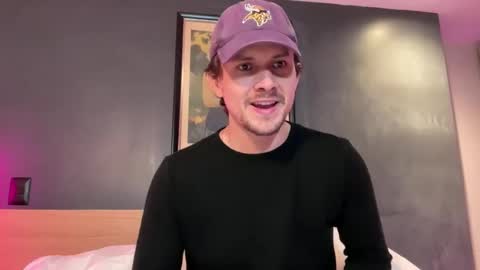 Snapshot of mcklister69 chatting on 02/06/26, 05:16 mcklister online show from 02/06/26, 05:16