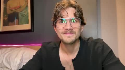 Snapshot of mcklister69 chatting on 02/19/26, 05:53 mcklister online show from 02/19/26, 05:53