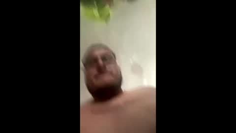 Snapshot of mckrns chatting on 03/29/26, 03:34 mckrns online show from 03/29/26, 03:34