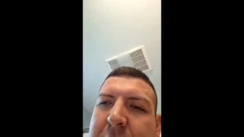 Snapshot of mcmuffin1827 chatting on 03/07/26, 03:42 Mcmuffin1827 online show from 03/07/26, 03:42