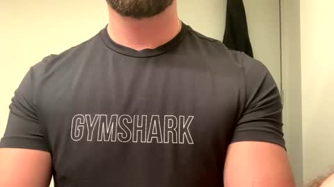 mcr8080 online show from 01/12/25, 06:39