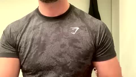 mcr8080 online show from 01/26/25, 07:42