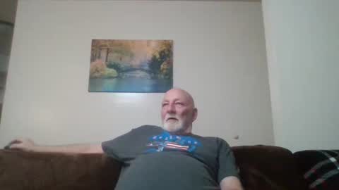 Snapshot of mdane99 chatting on 12/26/24, 11:24 mdane99 online show from 12/26/24, 11:24