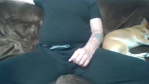 Snapshot of mdane99 chatting on 01/22/25, 02:15 mdane99 online show from 01/22/25, 02:15