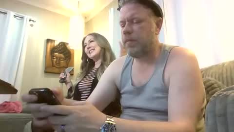 me2283 online show from 04/23/26, 02:35