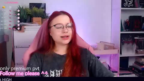 Hanna online show from 11/11/25, 10:32