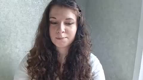 Snapshot of meaganlavelle chatting on 08/06/26, 02:41 Rina online show from 08/06/26, 02:41