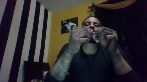 Snapshot of meandmycock88 chatting on 01/04/25, 11:17 meandmycock88 online show from 01/04/25, 11:17