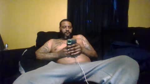 Snapshot of meandmycock88 chatting on 01/21/25, 10:51 meandmycock88 online show from 01/21/25, 10:51