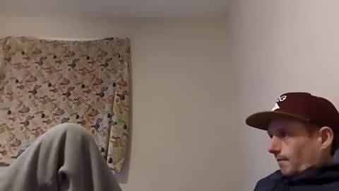 Snapshot of meanfinger chatting on 03/01/26, 10:17 Jizzy online show from 03/01/26, 10:17